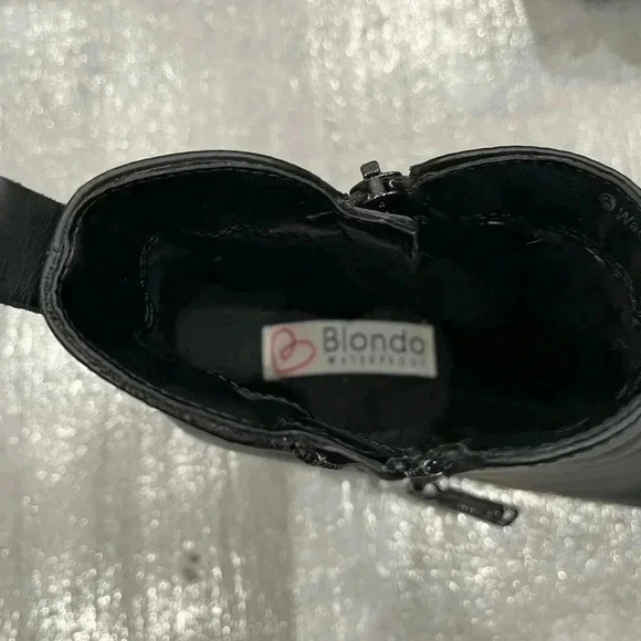 [US8]Blondo Black Waterproof Block Heeled  Round Toe Ankle Boots - Picture 2 of 9